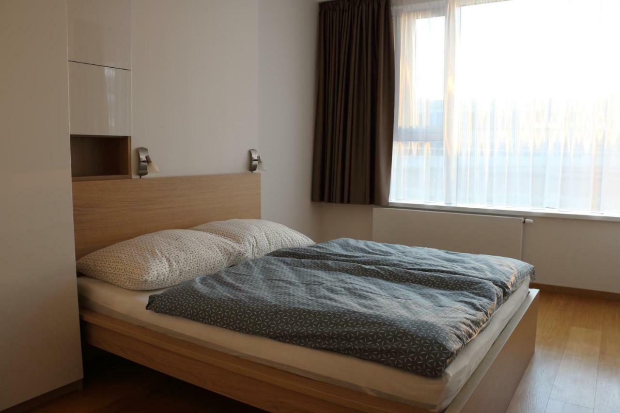 Panorama City Apartment With Free Parking Bratislava Exterior foto